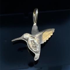 14K Yellow Gold Humming Bird Pendant 1.4 grams